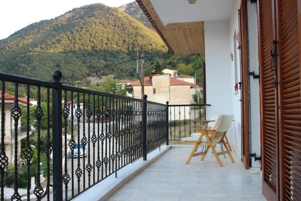 Velia Guesthouse Kalavryta Exterior photo